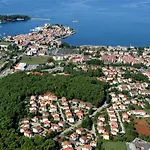 Pernar بيت ضيافة