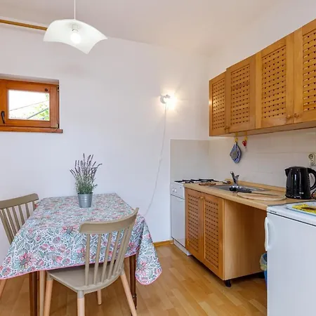 Gostinjska kuća Pernar