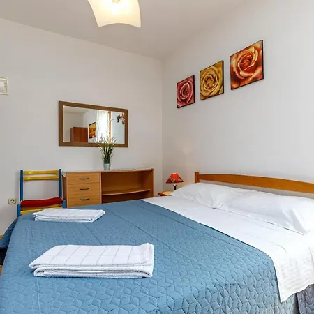 Pernar Gostinjska kuća 3*