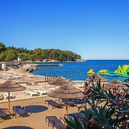 Pernar Gostinjska kuća 3*